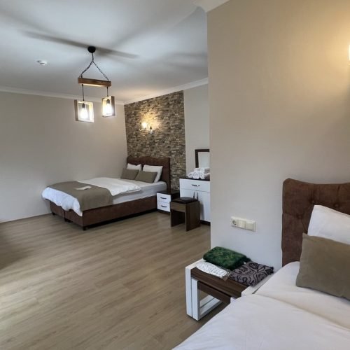 Valoria Hotel - Dört Kişilik Balkonlu (1)