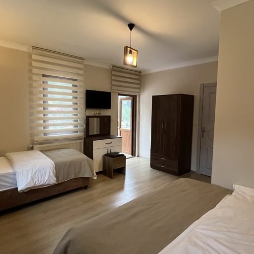 Valoria Hotel - Üç Kişilik Balkonlu (3)