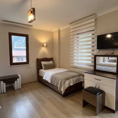 Valoria Hotel - Üç Kişilik Balkonlu (7)