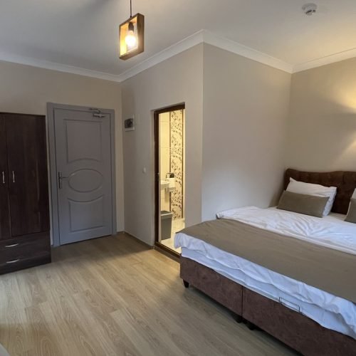 Valoria Hotel - Üç Kişilik Balkonlu (8)